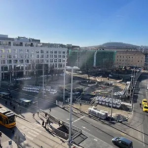 https://centerpoint-panzio.inbudapesthotels.com